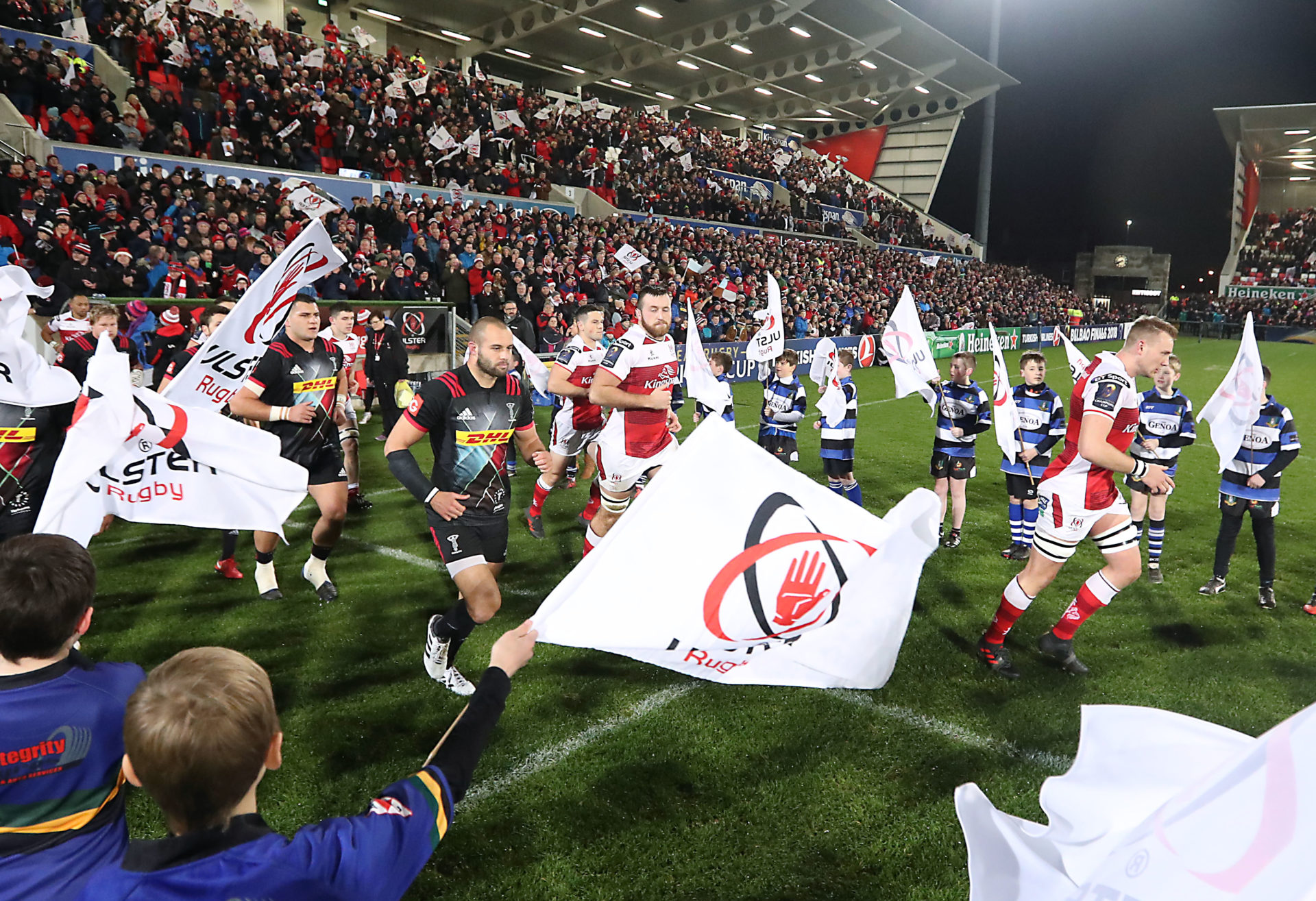 European Rugby Champions Cup Round 4, Kingspan Stadium, Belfast 15/12/2017
Ulster vs Harlequins
The two teams come out to start the game
Mandatory Credit ©INPHO/Tommy Dickson